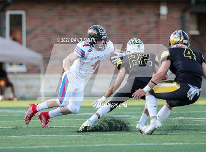 Thumbnail 2 in Kansas vs Missouri All-Star Game photogallery.