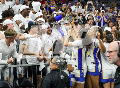 Thumbnail 1 in Boswell vs. Fort Bend Hightower (UIL 6A Basketball Division II Final Medal Ceremony) photogallery.