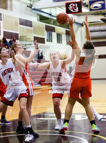 Thumbnail 1 in Danville vs. Bloomsburg (First Columbia Bank Holiday Classic) photogallery.