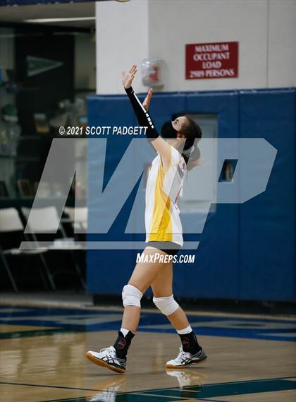 Thumbnail 2 in Chaparral vs Palm Desert photogallery.