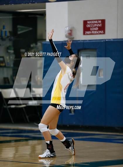 Thumbnail 3 in Chaparral vs Palm Desert photogallery.