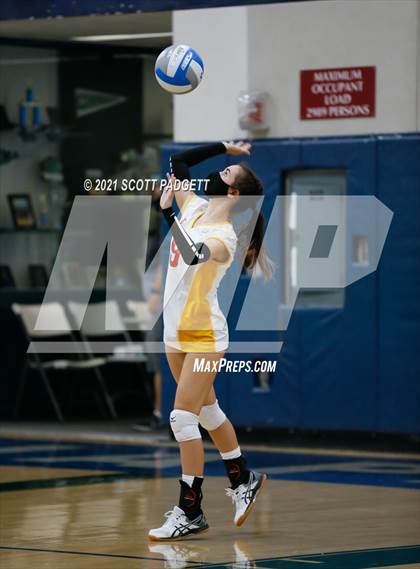 Thumbnail 1 in Chaparral vs Palm Desert photogallery.