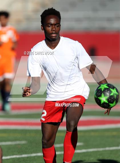 Thumbnail 2 in Cholla vs. Tucson High Magnet School (Ismael Arce Memorial Cup) photogallery.
