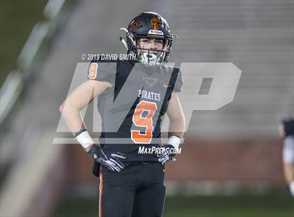 Thumbnail 1 in Webb City vs. Platte County (MSHSAA Class 4 Championship) photogallery.