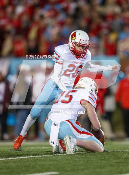 Thumbnail 1 in Webb City vs. Platte County (MSHSAA Class 4 Championship) photogallery.