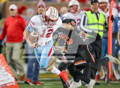Thumbnail 3 in Webb City vs. Platte County (MSHSAA Class 4 Championship) photogallery.