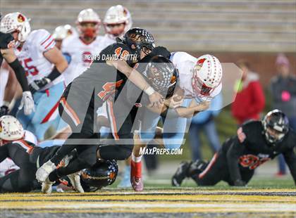 Thumbnail 3 in Webb City vs. Platte County (MSHSAA Class 4 Championship) photogallery.