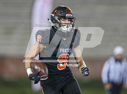 Thumbnail 3 in Webb City vs. Platte County (MSHSAA Class 4 Championship) photogallery.