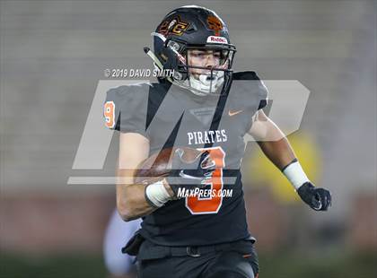 Thumbnail 1 in Webb City vs. Platte County (MSHSAA Class 4 Championship) photogallery.
