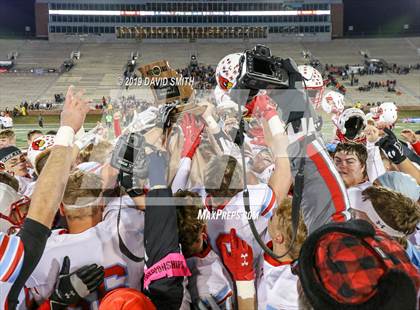 Thumbnail 1 in Webb City vs. Platte County (MSHSAA Class 4 Championship) photogallery.