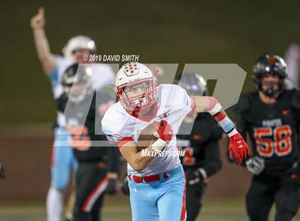 Thumbnail 3 in Webb City vs. Platte County (MSHSAA Class 4 Championship) photogallery.
