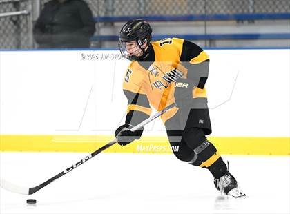 Thumbnail 2 in JV: Upland Country Day @ Kent photogallery.