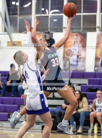 Thumbnail 3 in Justin-Siena @ Petaluma photogallery.