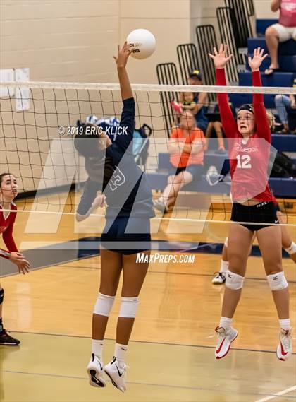Thumbnail 2 in Carrollwood Day vs. Land O' Lakes (Bishop McLaughlin JV Tournament) photogallery.