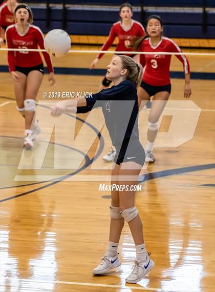 Thumbnail 2 in Carrollwood Day vs. Land O' Lakes (Bishop McLaughlin JV Tournament) photogallery.