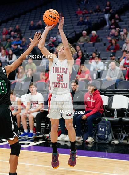 Thumbnail 2 in Turlock Christian vs. Elliot Christian (CIF SJS D6 Final) photogallery.