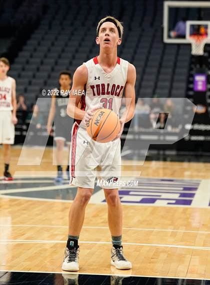 Thumbnail 3 in Turlock Christian vs. Elliot Christian (CIF SJS D6 Final) photogallery.