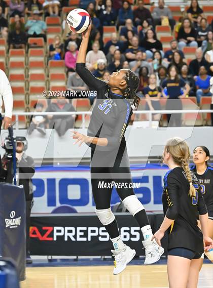 Thumbnail 3 in Phoenix Country Day vs. Trivium Prep (AIA 2A Final) photogallery.