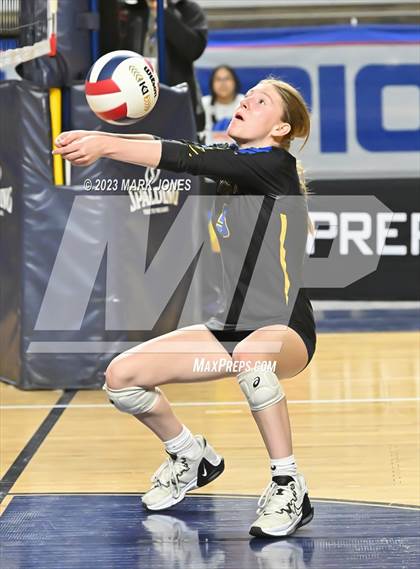 Thumbnail 2 in Phoenix Country Day vs. Trivium Prep (AIA 2A Final) photogallery.