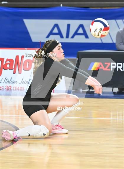 Thumbnail 2 in Phoenix Country Day vs. Trivium Prep (AIA 2A Final) photogallery.