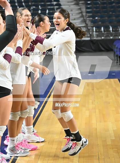 Thumbnail 1 in Phoenix Country Day vs. Trivium Prep (AIA 2A Final) photogallery.