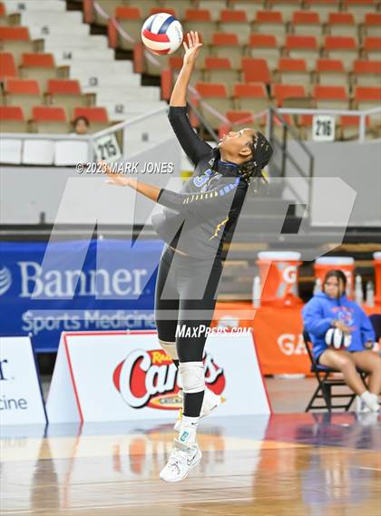 Thumbnail 1 in Phoenix Country Day vs. Trivium Prep (AIA 2A Final) photogallery.