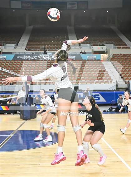 Thumbnail 2 in Phoenix Country Day vs. Trivium Prep (AIA 2A Final) photogallery.