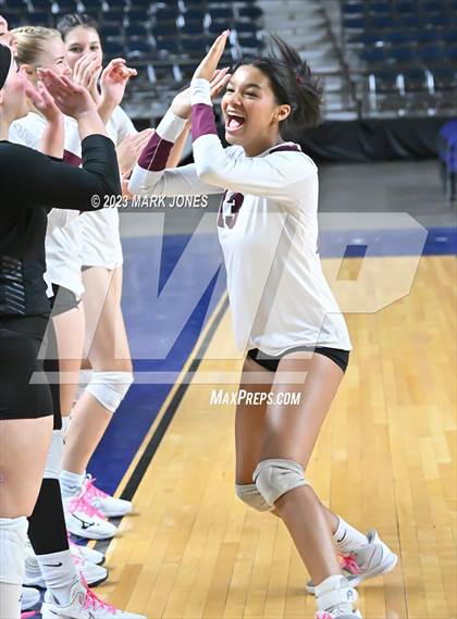 Thumbnail 3 in Phoenix Country Day vs. Trivium Prep (AIA 2A Final) photogallery.