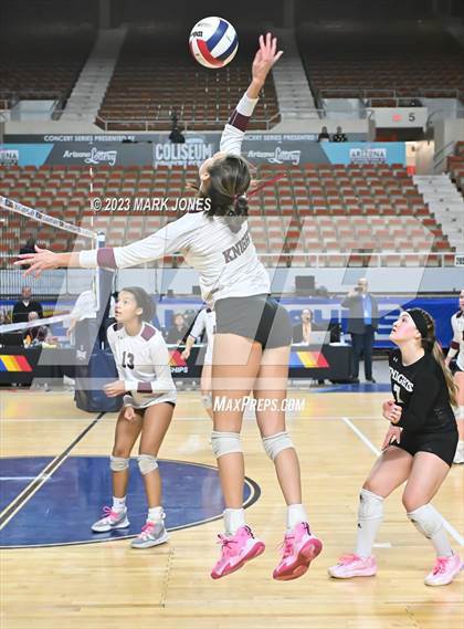 Thumbnail 2 in Phoenix Country Day vs. Trivium Prep (AIA 2A Final) photogallery.