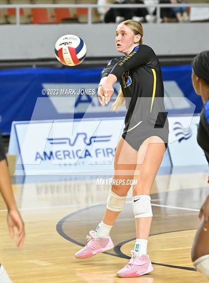 Thumbnail 1 in Phoenix Country Day vs. Trivium Prep (AIA 2A Final) photogallery.