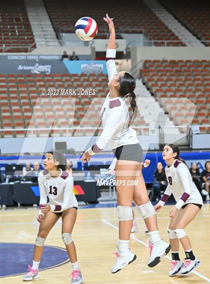 Thumbnail 3 in Phoenix Country Day vs. Trivium Prep (AIA 2A Final) photogallery.