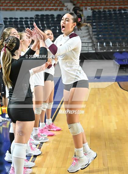 Thumbnail 1 in Phoenix Country Day vs. Trivium Prep (AIA 2A Final) photogallery.
