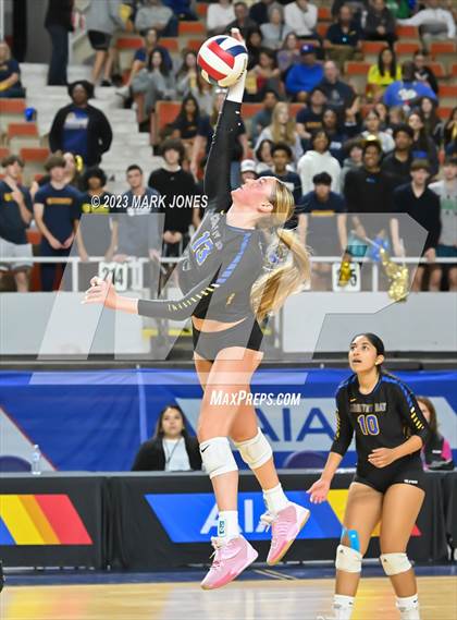 Thumbnail 3 in Phoenix Country Day vs. Trivium Prep (AIA 2A Final) photogallery.