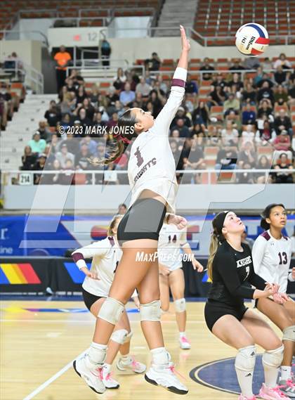 Thumbnail 2 in Phoenix Country Day vs. Trivium Prep (AIA 2A Final) photogallery.