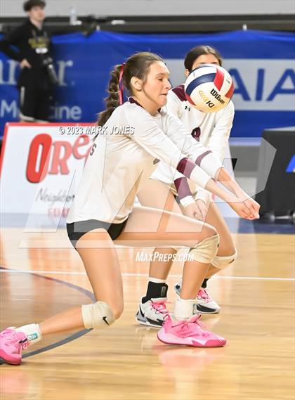 Thumbnail 1 in Phoenix Country Day vs. Trivium Prep (AIA 2A Final) photogallery.