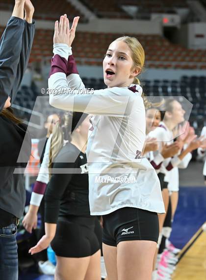 Thumbnail 1 in Phoenix Country Day vs. Trivium Prep (AIA 2A Final) photogallery.