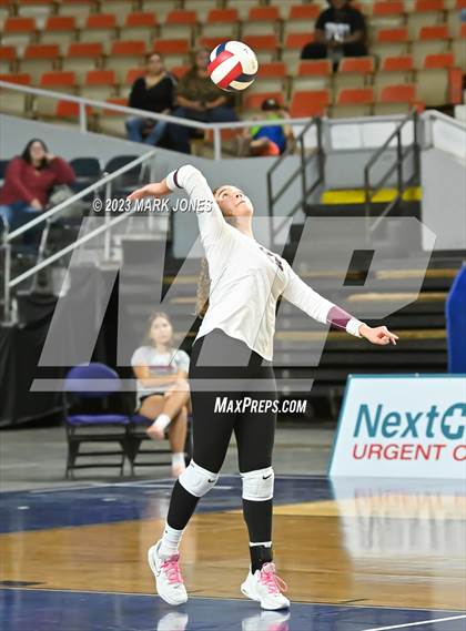Thumbnail 2 in Phoenix Country Day vs. Trivium Prep (AIA 2A Final) photogallery.