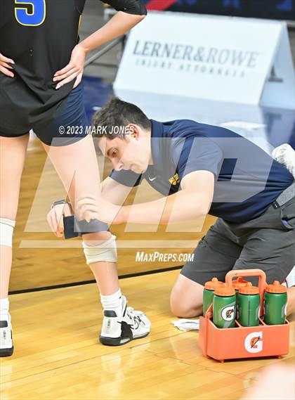 Thumbnail 3 in Phoenix Country Day vs. Trivium Prep (AIA 2A Final) photogallery.