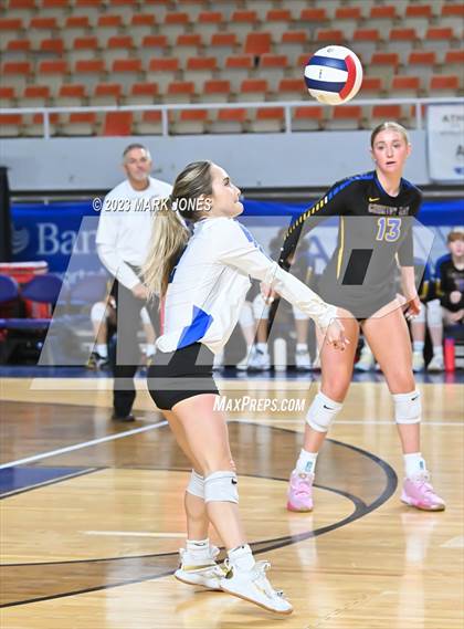 Thumbnail 1 in Phoenix Country Day vs. Trivium Prep (AIA 2A Final) photogallery.