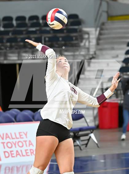 Thumbnail 1 in Phoenix Country Day vs. Trivium Prep (AIA 2A Final) photogallery.