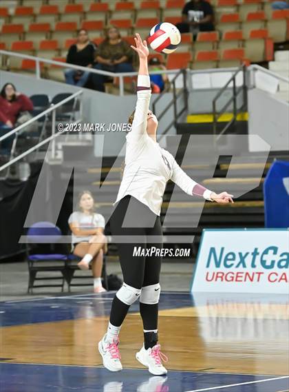 Thumbnail 3 in Phoenix Country Day vs. Trivium Prep (AIA 2A Final) photogallery.