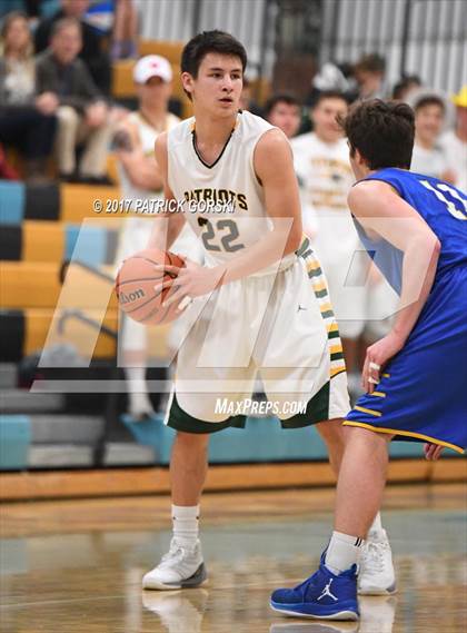 Thumbnail 2 in Lake Forest vs Stevenson (IHSA 4A Regional Semifinal)  photogallery.