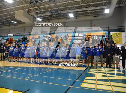 Thumbnail 1 in Lake Forest vs Stevenson (IHSA 4A Regional Semifinal)  photogallery.