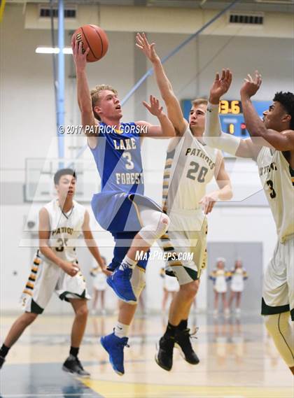 Thumbnail 2 in Lake Forest vs Stevenson (IHSA 4A Regional Semifinal)  photogallery.
