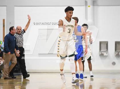 Thumbnail 1 in Lake Forest vs Stevenson (IHSA 4A Regional Semifinal)  photogallery.