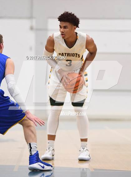 Thumbnail 2 in Lake Forest vs Stevenson (IHSA 4A Regional Semifinal)  photogallery.