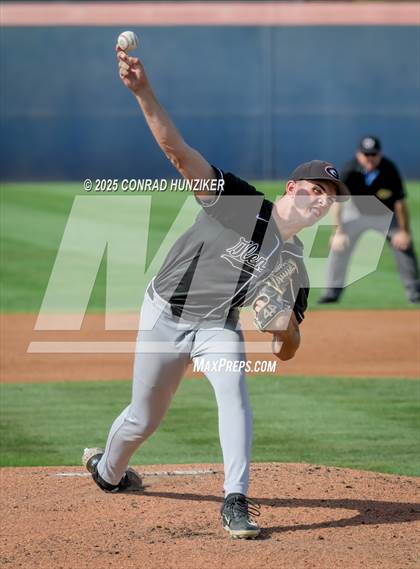 Thumbnail 3 in Glendora vs. San Dimas (CIF SS Division 3 Final) photogallery.