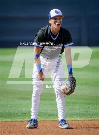 Thumbnail 3 in Glendora vs. San Dimas (CIF SS Division 3 Final) photogallery.