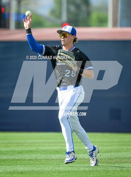 Thumbnail 1 in Glendora vs. San Dimas (CIF SS Division 3 Final) photogallery.