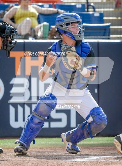 Thumbnail 2 in Glendora vs. San Dimas (CIF SS Division 3 Final) photogallery.